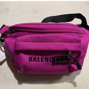 BRAND NEW BALENCIAGA FANNY